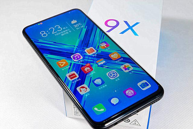 2019年“爛大街”的四款手機，基本三年不卡，你用的哪一款？