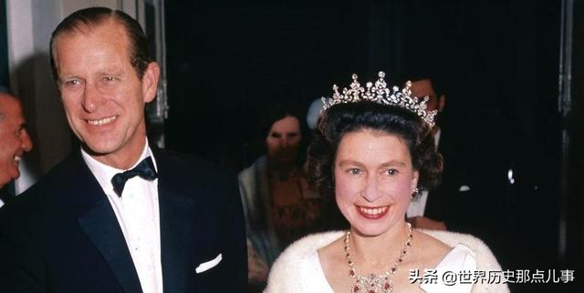 英國女王私生活揭秘 | 伊麗莎白二世鮮爲人知的14大秘聞