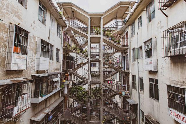 南宁鸳鸯楼，抓住即将消失的影像，这里是人间烟火是旧生活