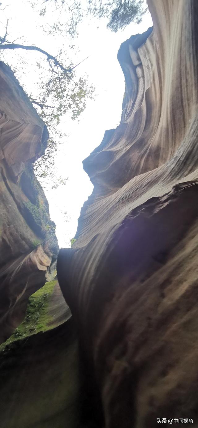 陕北甘泉雨岔大峡谷，壮美奇观堪比美国羚羊谷