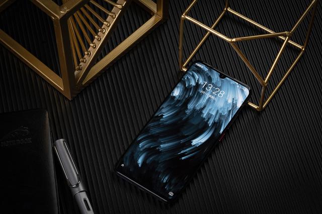 这款5G旗舰太给力，骁龙855+6GB+128G，狂降2689元终成神机