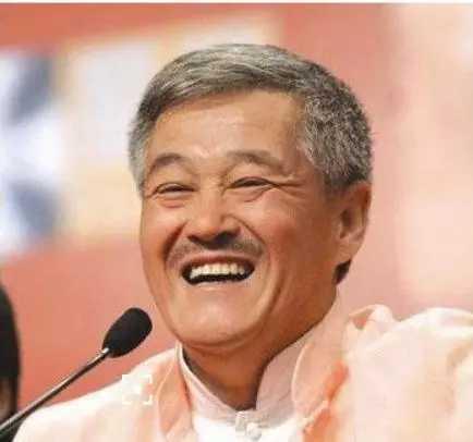 明星捐款真实榜单爆出! 谣言不能信, 成龙和本山的真实捐款够劲。