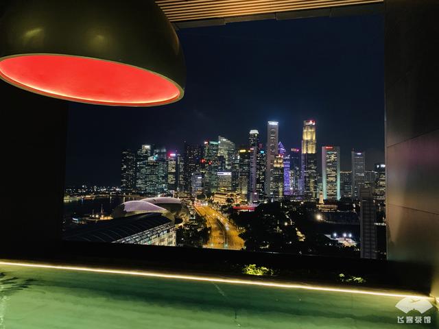 中国小伙出差入住新加坡五星酒店，这条件竟是Facebook员工宿舍