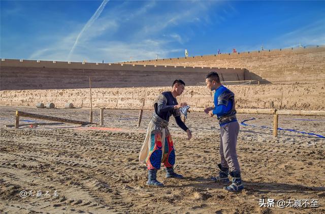 额济纳,不止有胡杨,还有尘封千年的落寞与辉煌