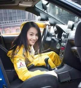 都知道刘涛是飙车高手，娱乐圈里隐藏的女汉子，人不可貌相啊