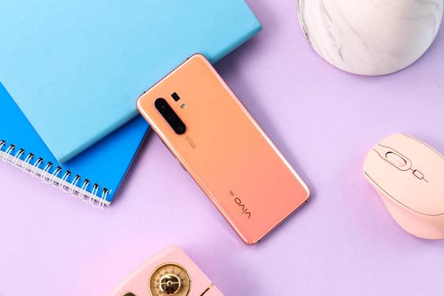 vivo X30 Pro上手實測,不僅5G和拍照優秀,還有驚喜等你發現