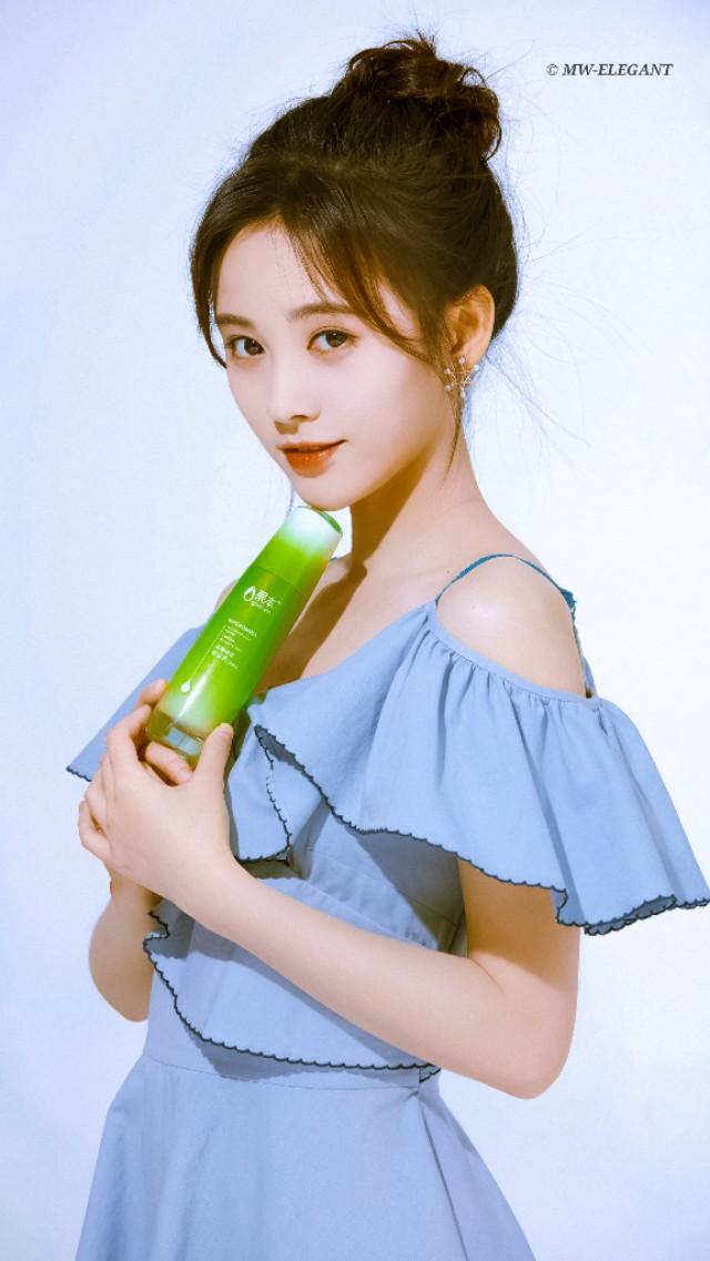 鞠婧祎代言果本