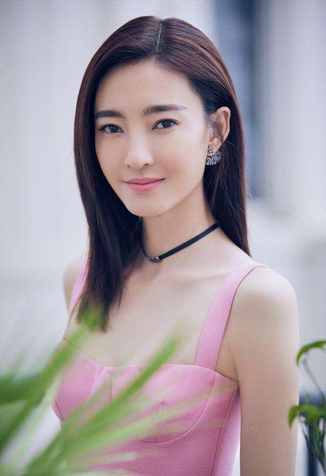 王丽坤美美的