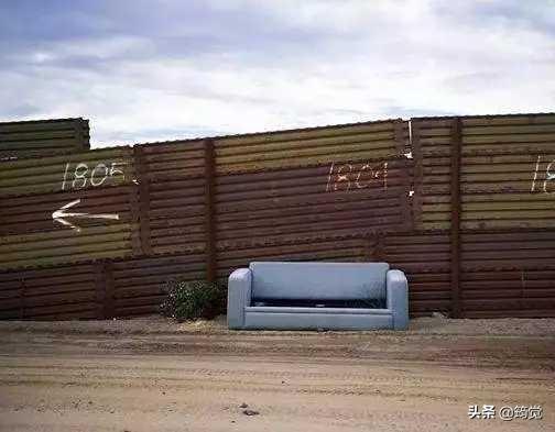 实拍美国墨西哥边境线的围栏，形同虚设