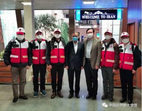中国志愿专家团队抵达伊朗，网友：全部都要平安归来