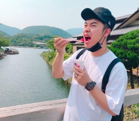 陈赫大学寝室4个人火了3个，为何不帮帮剩下那个？郑恺：带不动