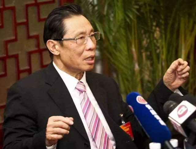 钟南山捐增100台制氧机,还亲自写信感谢京东,苍老模样让人心疼