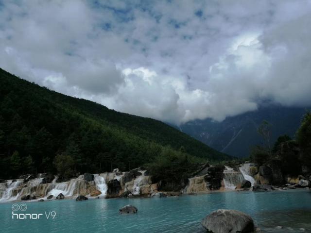 人间仙境，蓝月湖