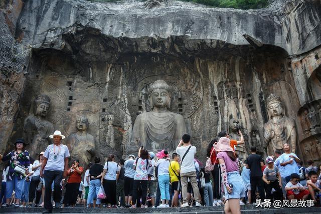 河南旅遊必去景點，400年開鑿出10萬尊佛像，主尊竟是武則天？