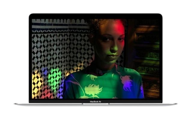 苹果发新款13寸Macbook Air：国行售价7999元起