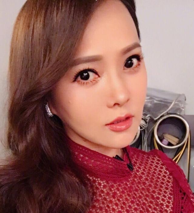 和哈林离婚，再婚秦昊，如今的伊能静这样感慨