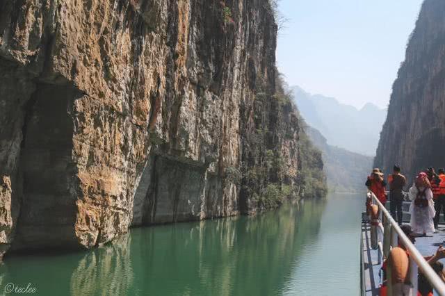 贵州一个峡谷，有长江三峡秀丽险峻，也有美国大峡谷的雄奇壮美