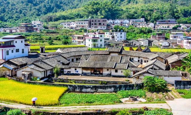 國內最美的10條自駕路線，一站一美景