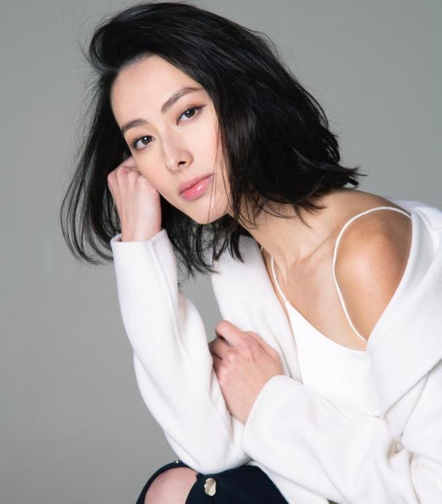 不稀罕豪门爱自由？有钱任性的梁洛施，把大女主剧本写到爽