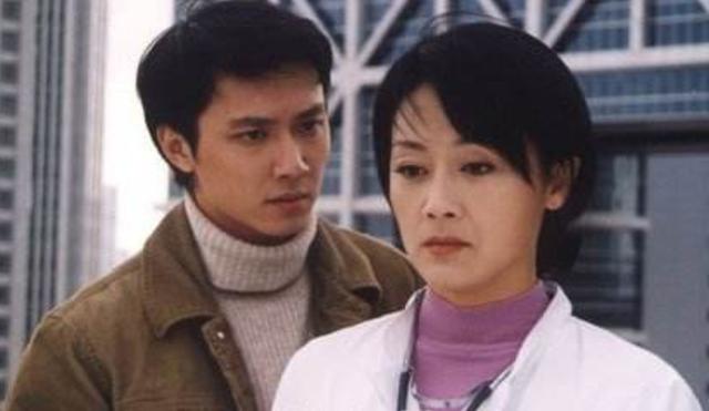 妈宝男冯绍峰的成长史