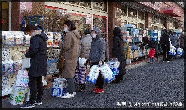 为什么外国人不抢口罩抢厕纸？