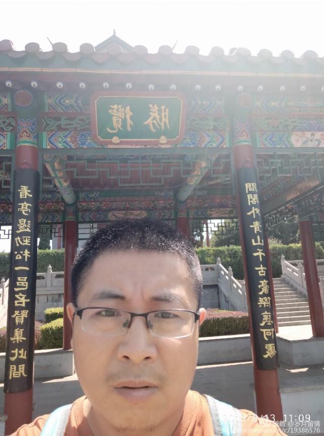 诗一首，游览灵石