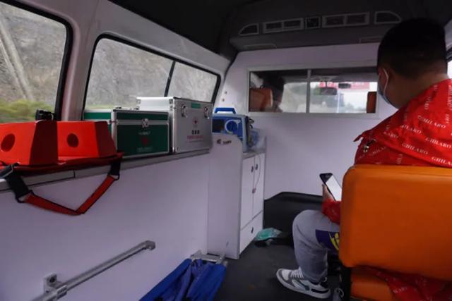 亲历！从柬埔寨回国后，刚下飞机我们就被隔离了