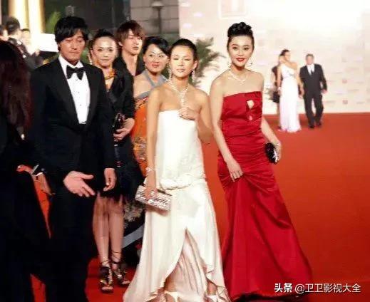 章子怡跟范冰冰站一起太“吃亏”了显得又矮又黑气场全无，被秒杀