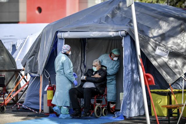 意大利醫護告急，超300人中國醫生火線支援，有人從武漢直飛米蘭