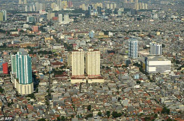 60年迁都计划终落地 印尼为何如此执着于迁都？