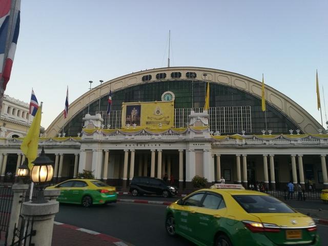 中国小伙在泰国上演泰囧，坐火车去曼谷，买个票却一波三折