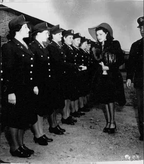 历史上颜值最高的伊朗王妃,基因太强大,美貌延续到现在