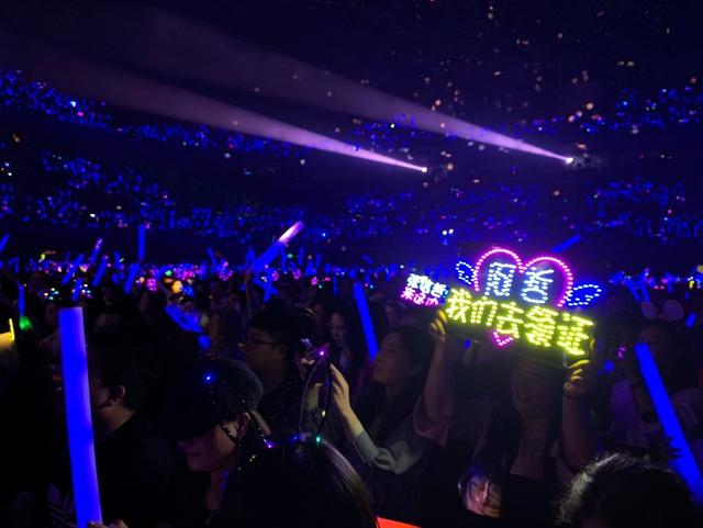 年逾51岁的情歌王子张信哲,至今还单身,看完您就懂了