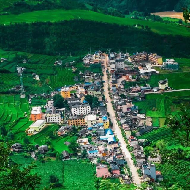 全線免費！雲南300km“美麗公路”通車運行，怒江絕色風景要藏不住了！