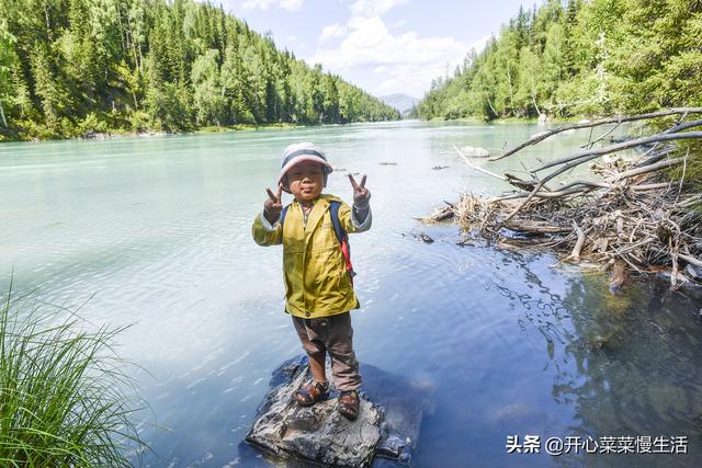 用5天时间去新疆喀纳斯旅游，竟然一路囧途，还在景区饿了3天