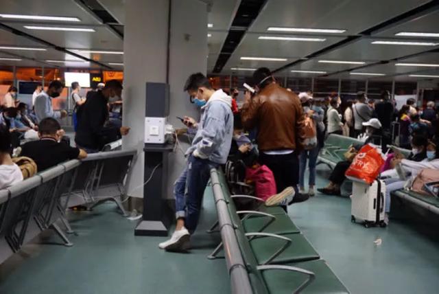 亲历！从柬埔寨回国后，刚下飞机我们就被隔离了