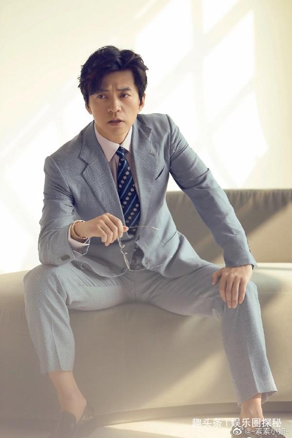 那一年，王菲给李健发短信：我要在春晚唱你的《传奇》，没意见吧