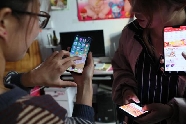 谜题被解开，一样的货拼多多凭啥卖7折？传统电商绝不肯这么做