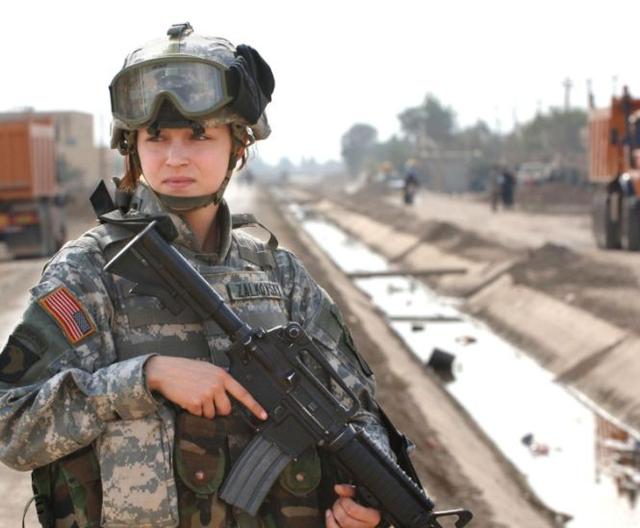 美国50州全部陷入疫情，百万美军为何不救灾？只因要遵守契约精神