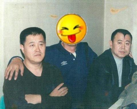 《卖拐》被砍4分钟见证兄弟情，潘长江却说与赵本山合作很可怕？