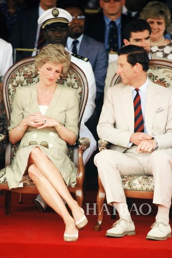 Princess Diana當年的王室Couple著裝，完勝兒媳Kate Middleton和Meghan Markle