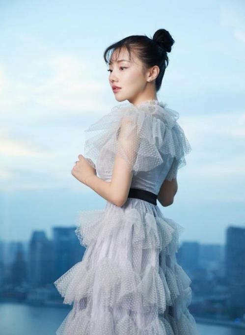 拍戏嫌水脏，连换了140桶矿泉水的那个女星，现在怎么样了？