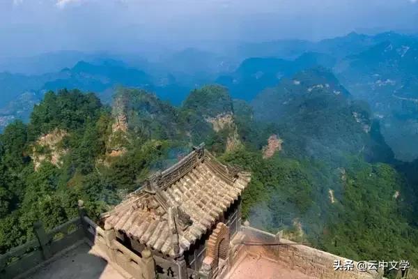 中国最美100座名山，收下来以后慢慢去看！