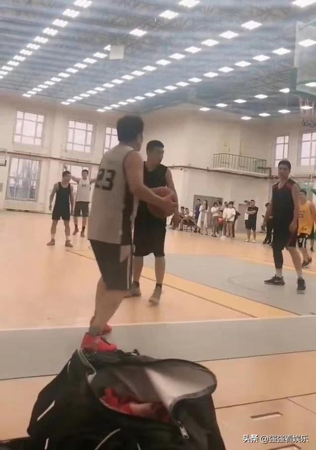 毕福剑退出《星光大道》后生活原来是这样，知情人士透露正式退休