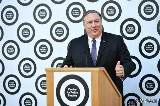 白宫充斥着“病毒”:蓬佩奥博尔顿危害全世界,美总统堪称是毒王