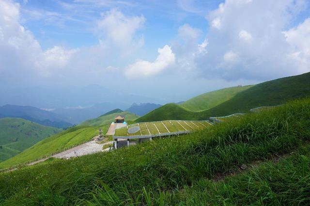 会当凌金顶 五载梦终圆—武功山反穿记