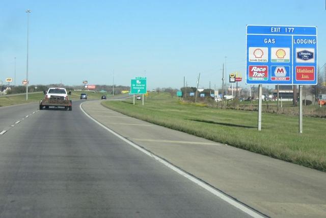 美国自驾游感受之一 为何被称为“车轮上的国家”