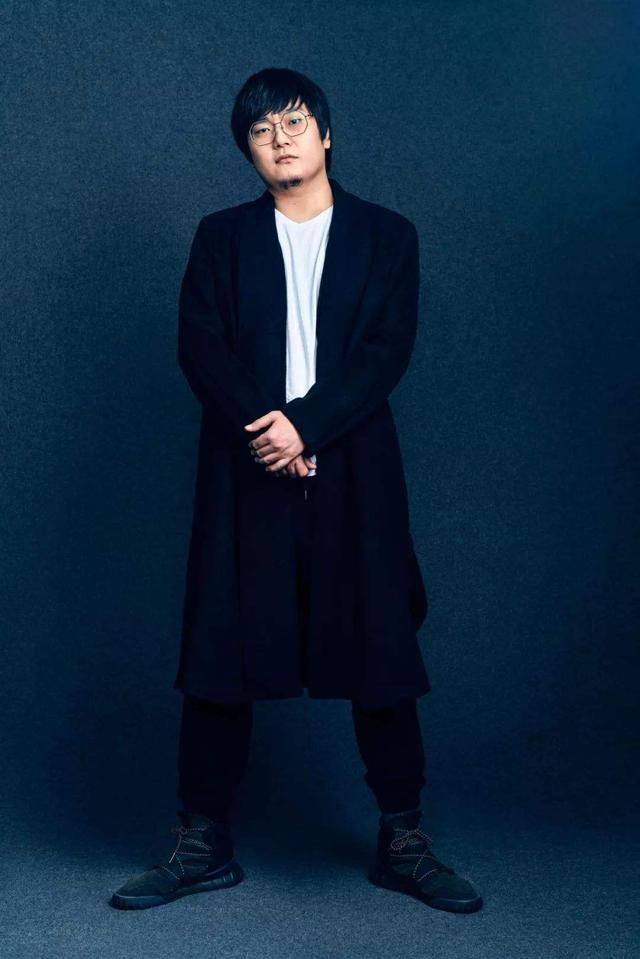 他躺着都能让全国人爆笑，现在站起来了，还想组团忽悠我们？