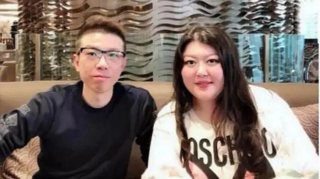 向华强是个传奇，却只能靠向佐抱孙子，丁佩成全向华强主动离婚