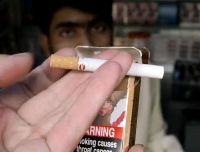 为何中国人去印度旅游，很少会在那里买烟？中国人：看了就不想买